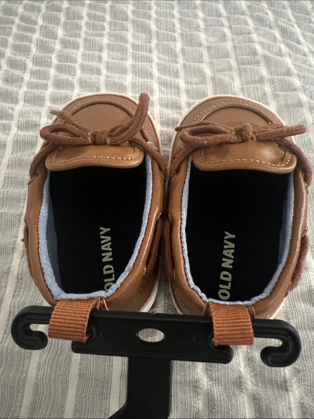 Old Navy Baby Moccasin Loafers - Brown - size 6-12 months